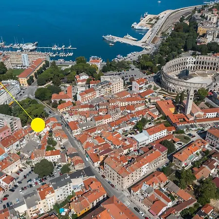 Lux Maximus Pula